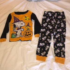 5/$20 toddler Halloween pjs